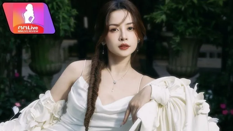 Sự nghiệp nghệ thuật của Chi Pu